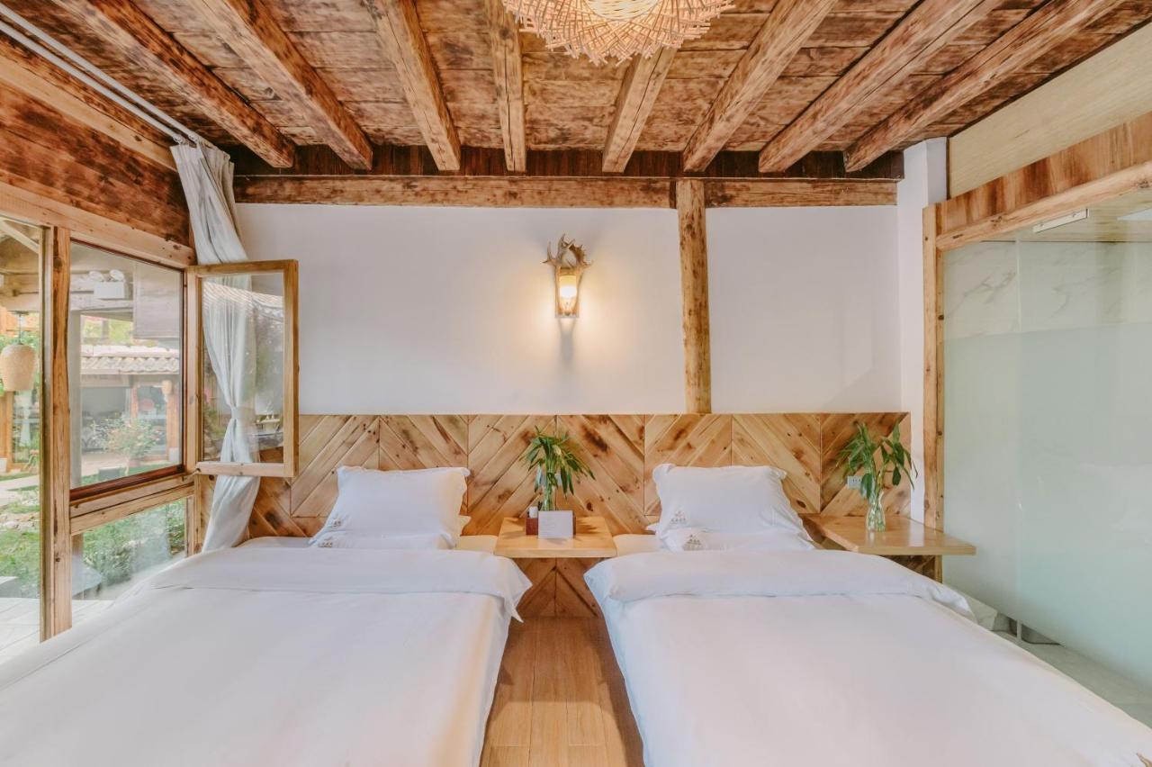 Swallow Nest Guesthouse Кунмин Екстериор снимка