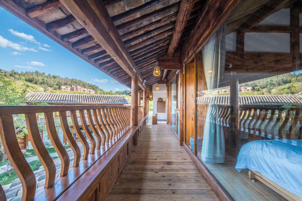 Swallow Nest Guesthouse Кунмин Екстериор снимка