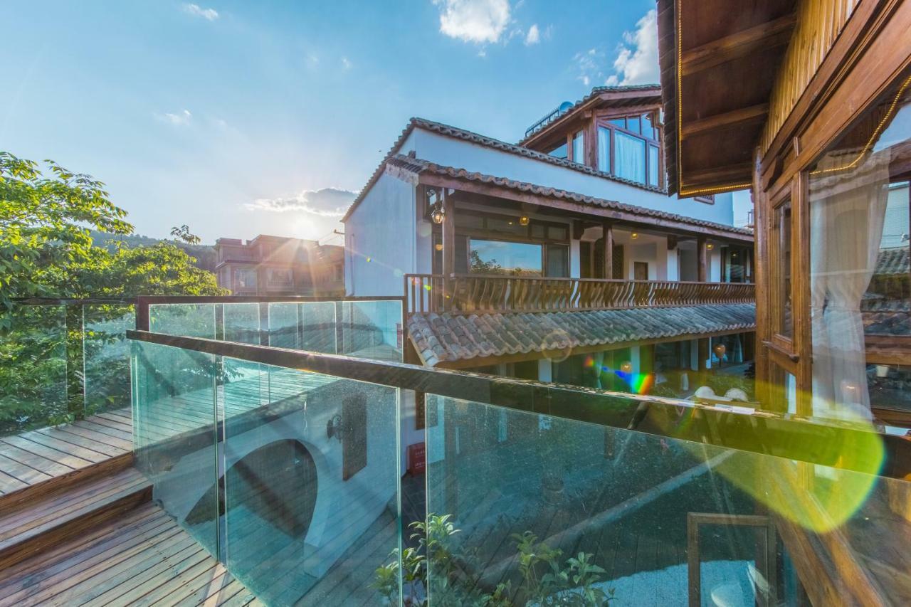 Swallow Nest Guesthouse Кунмин Екстериор снимка