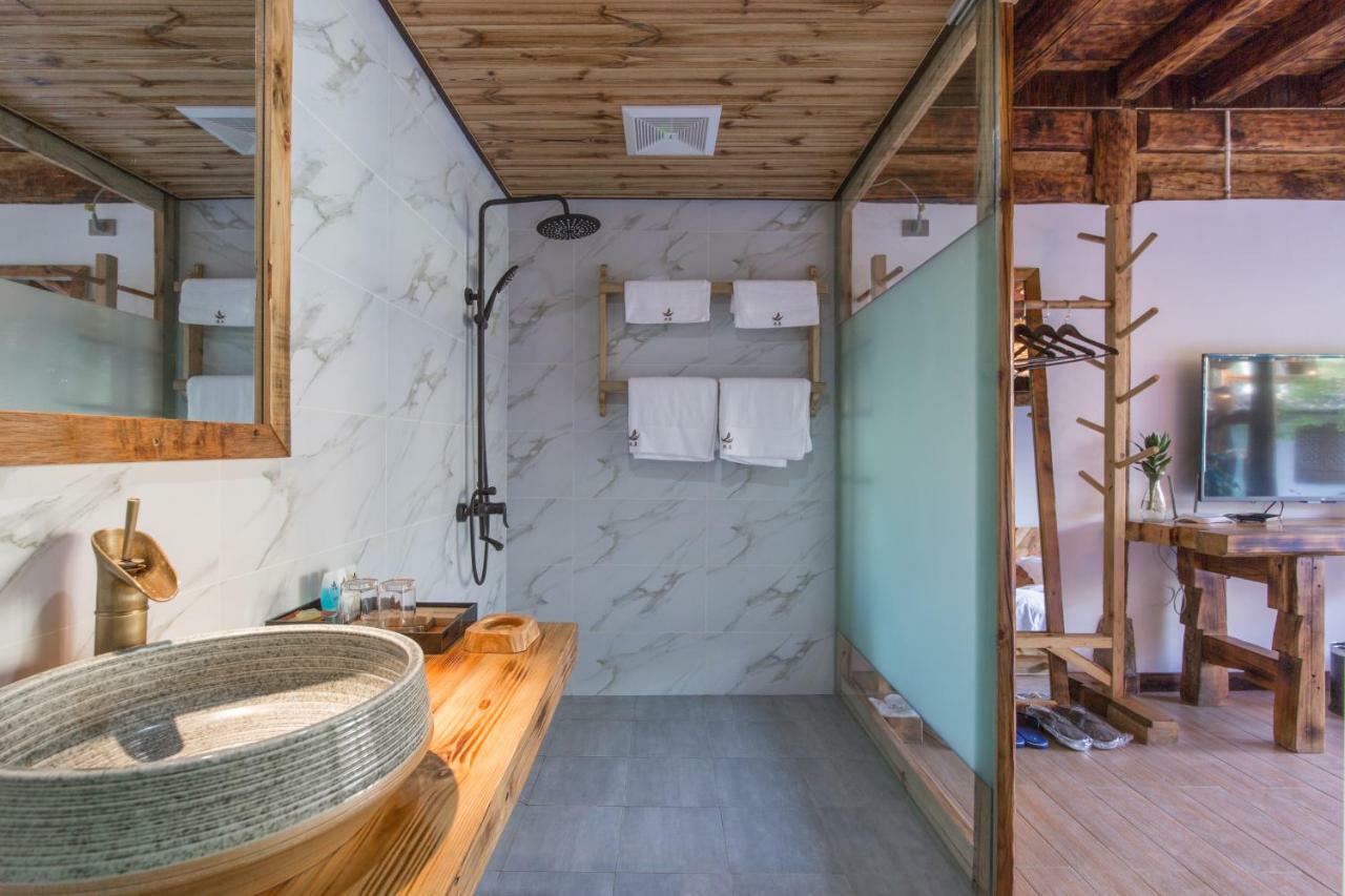 Swallow Nest Guesthouse Кунмин Екстериор снимка
