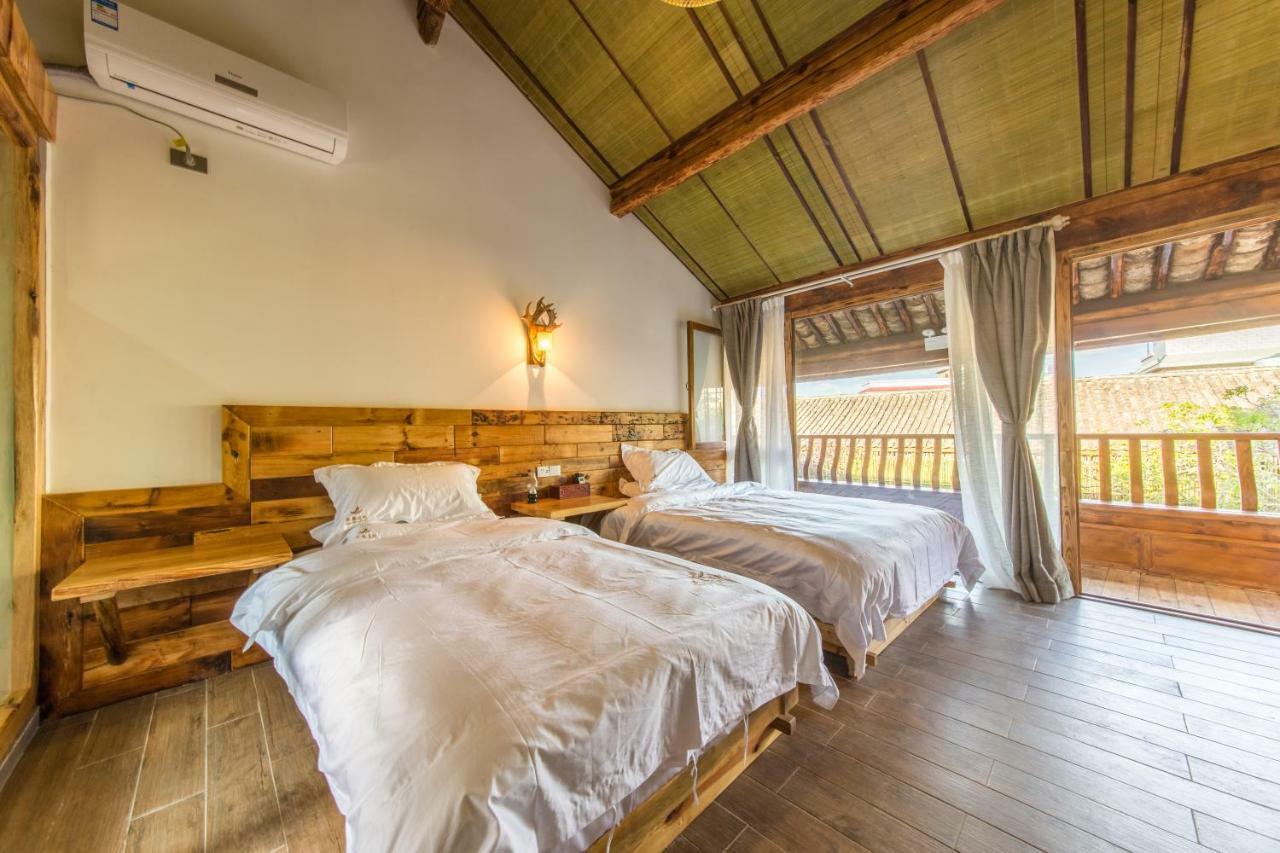 Swallow Nest Guesthouse Кунмин Екстериор снимка