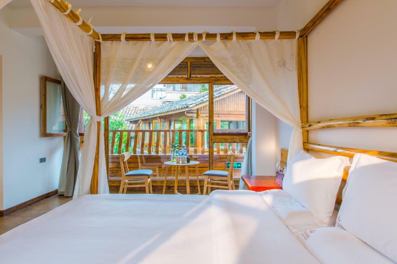 Swallow Nest Guesthouse Кунмин Екстериор снимка