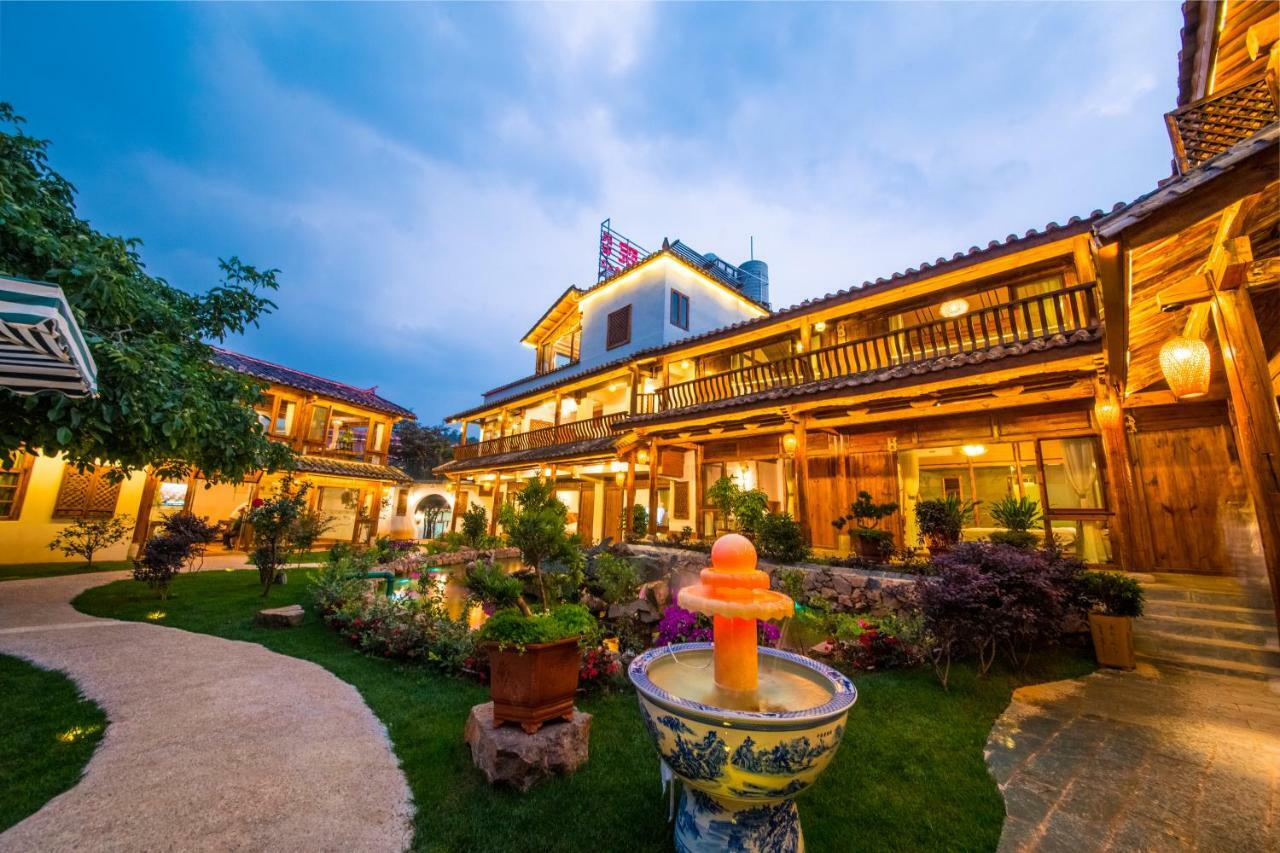 Swallow Nest Guesthouse Кунмин Екстериор снимка